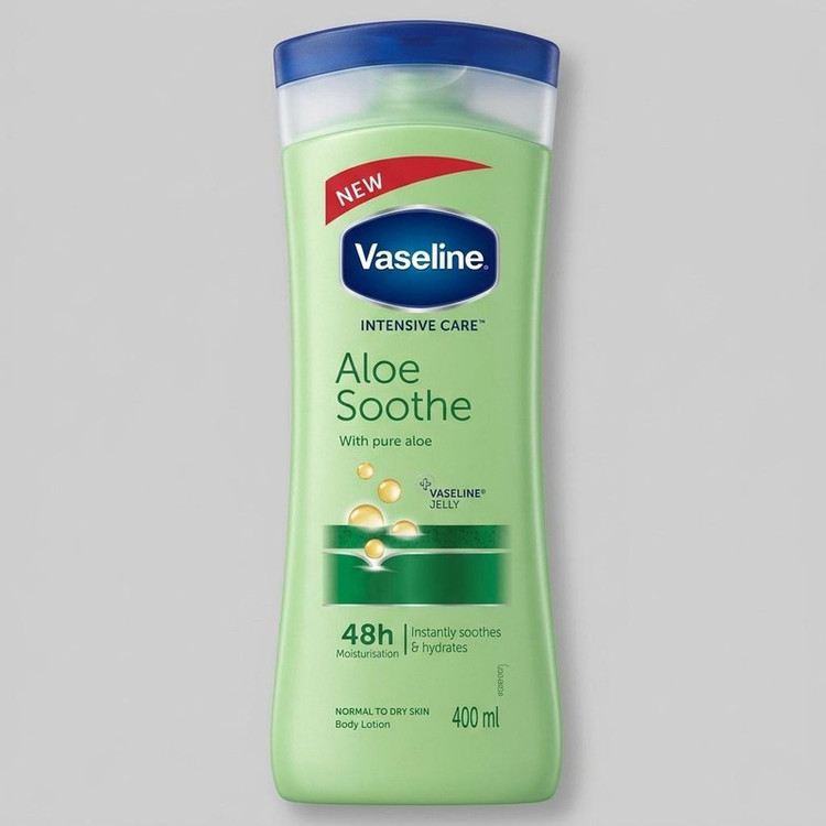 لوسیون بدن وازلین مدل Aloe Soothe حجم 400 میلیلیتر نرمکننده و آبرسان پوست خشک و معمولی با عصاره آلوئه ورا جذب سریع و حفظ لطافت و نرمی پوست بعد از استحمام